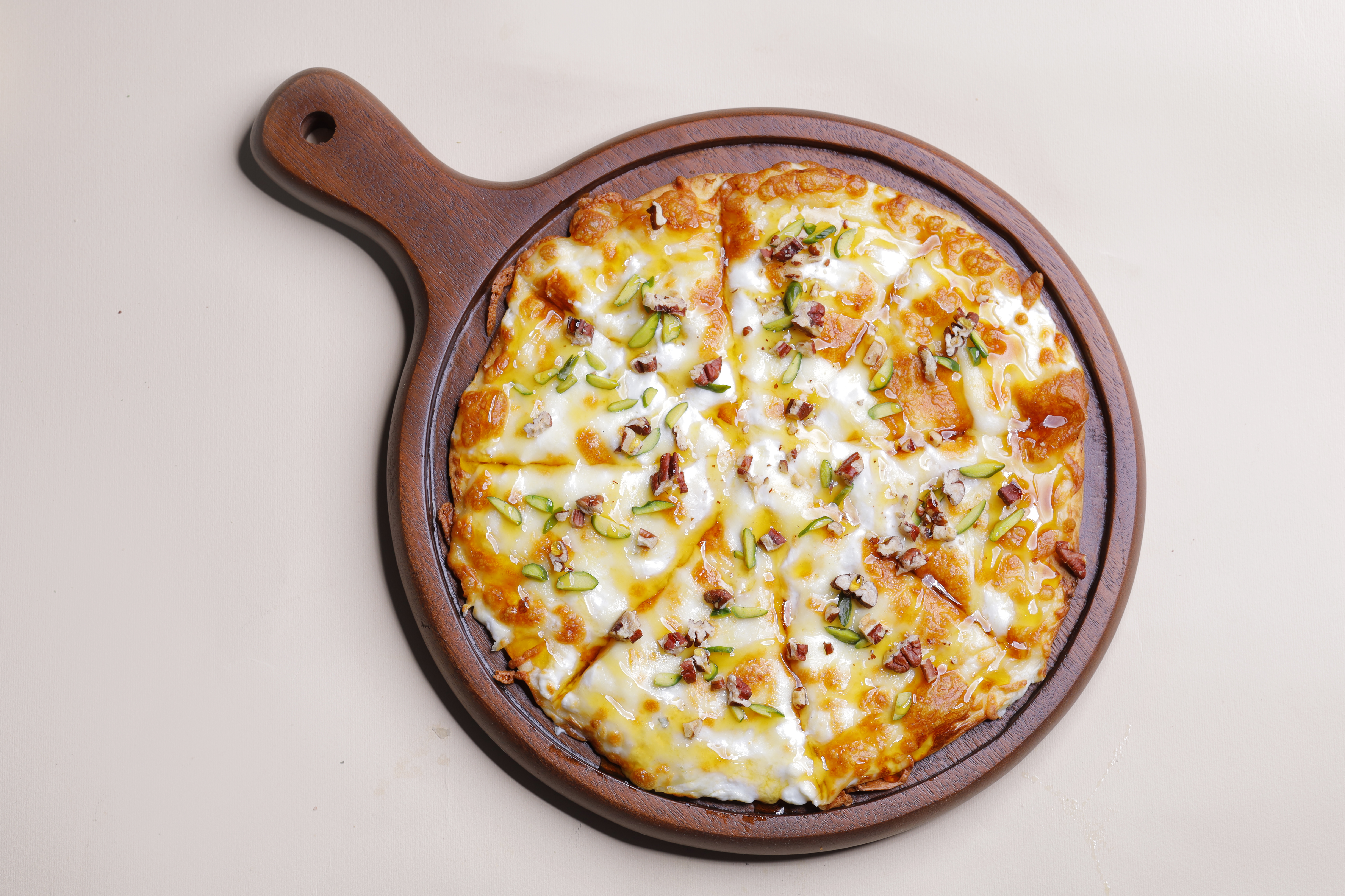 فطيــرة صوغة بالعســل